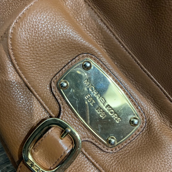 Michael Kors Hobo brown handbag - Picture 3 of 5